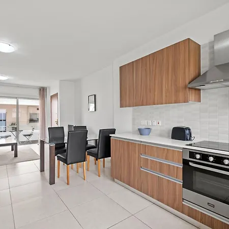 شقة Downtown 2 Bedroom لارنكا