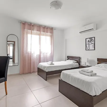 Downtown 2 Bedroom Larnaca